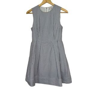 Gap Blue and White Seersucker Sleeveless Dress with Pleated Skirt. Sz 2. EUC!!
